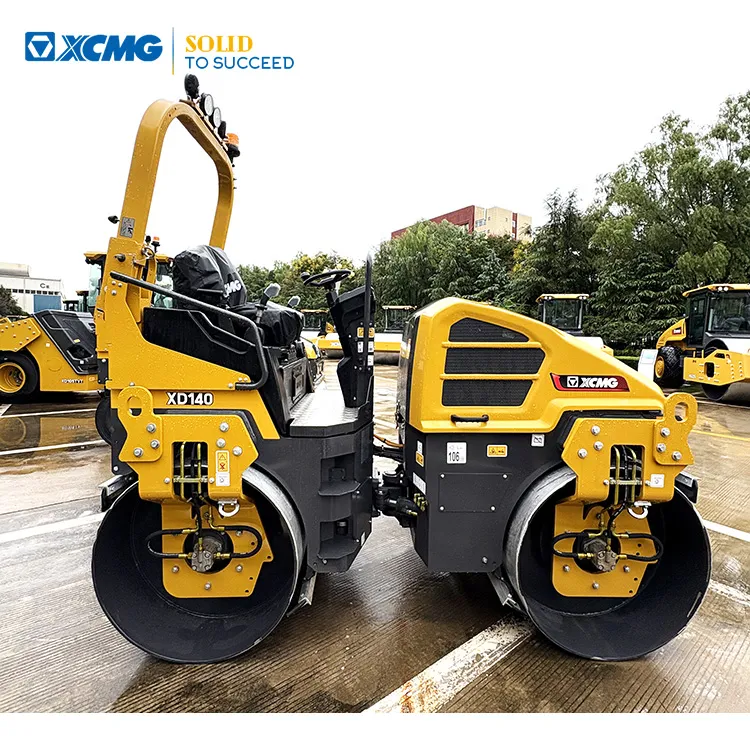 XCMG Factory Road Compactor Machine 4 Ton Mini Road Roller Double Drum XD140 Price